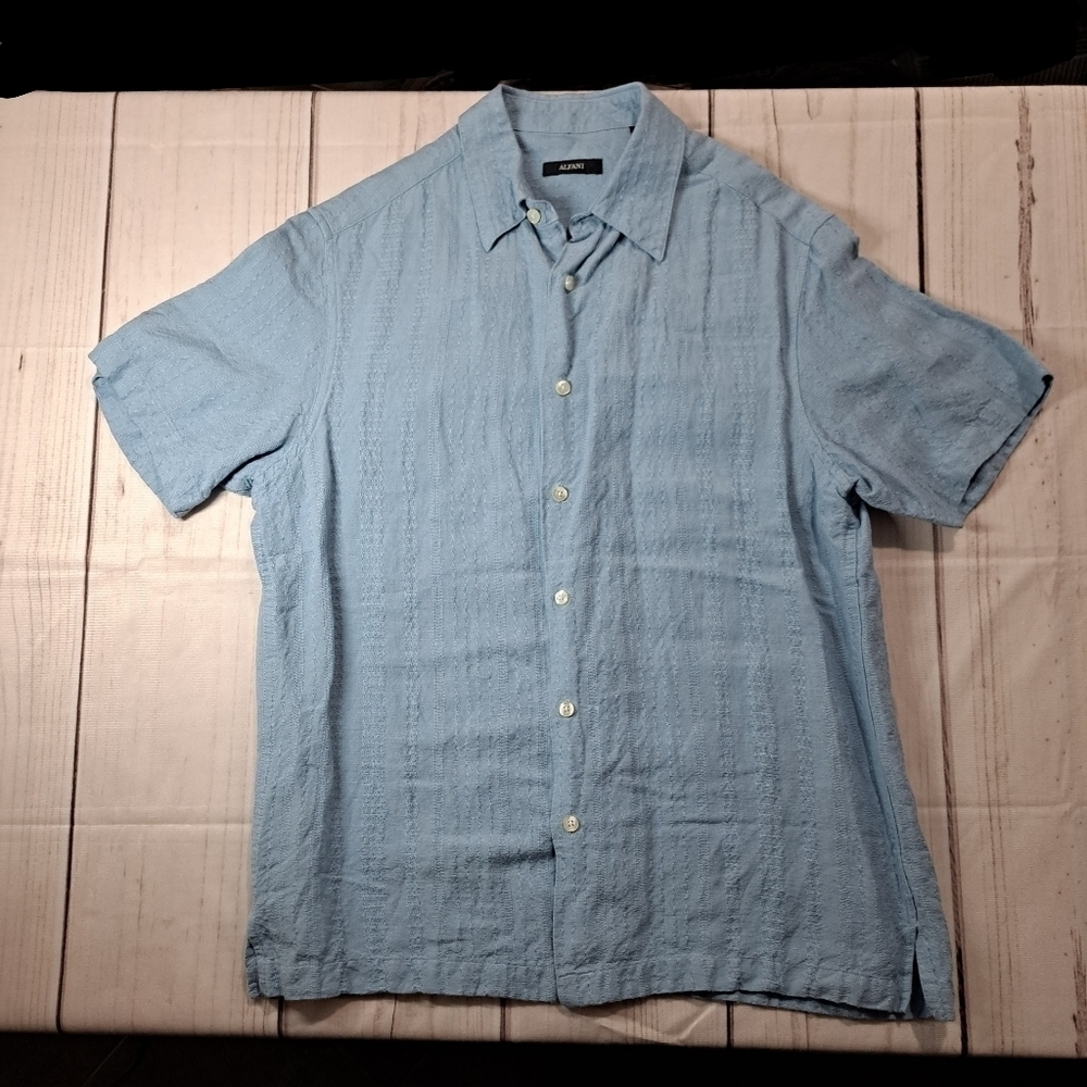 3 FOR 12 Alfani Cabana Shirt Size S 55% Linen 45% Rayon Baby Blue